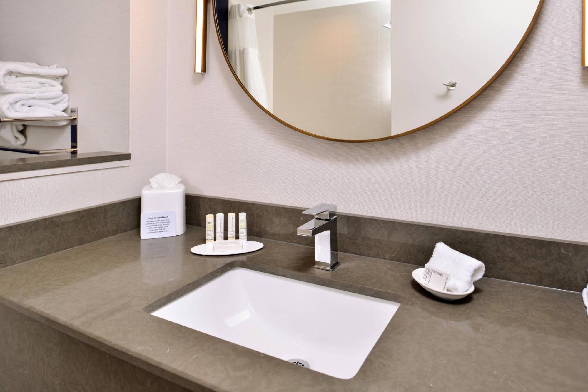 Fairfield Inn & Suites By Marriott Κάντον Εξωτερικό φωτογραφία